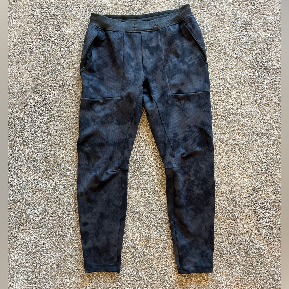 Lululemon Textured Tech Pant